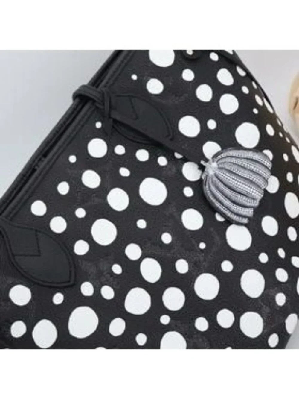 Louis Vuitton Yayoi Kusama Neverfull MM Monogram Empreinte Infinity Dot - Picture 5 of 7